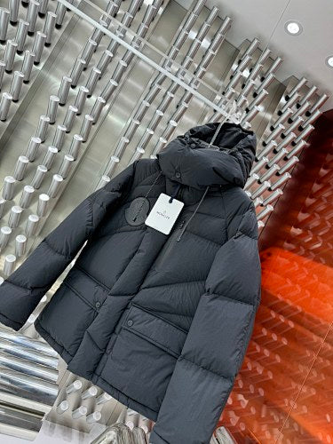 Moncler Black Asymmetric-Quilt Hooded Puffer Jacket