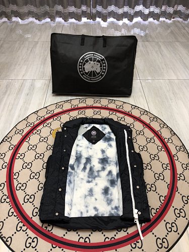 Canada Goose Black Stand-Collar Quilted Vest