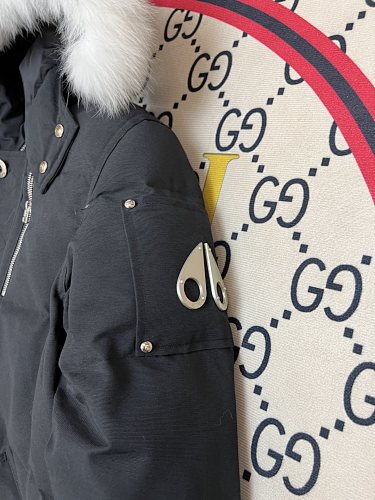 Moose Knuckles Black White-Trim Hooded Quilted Jacket