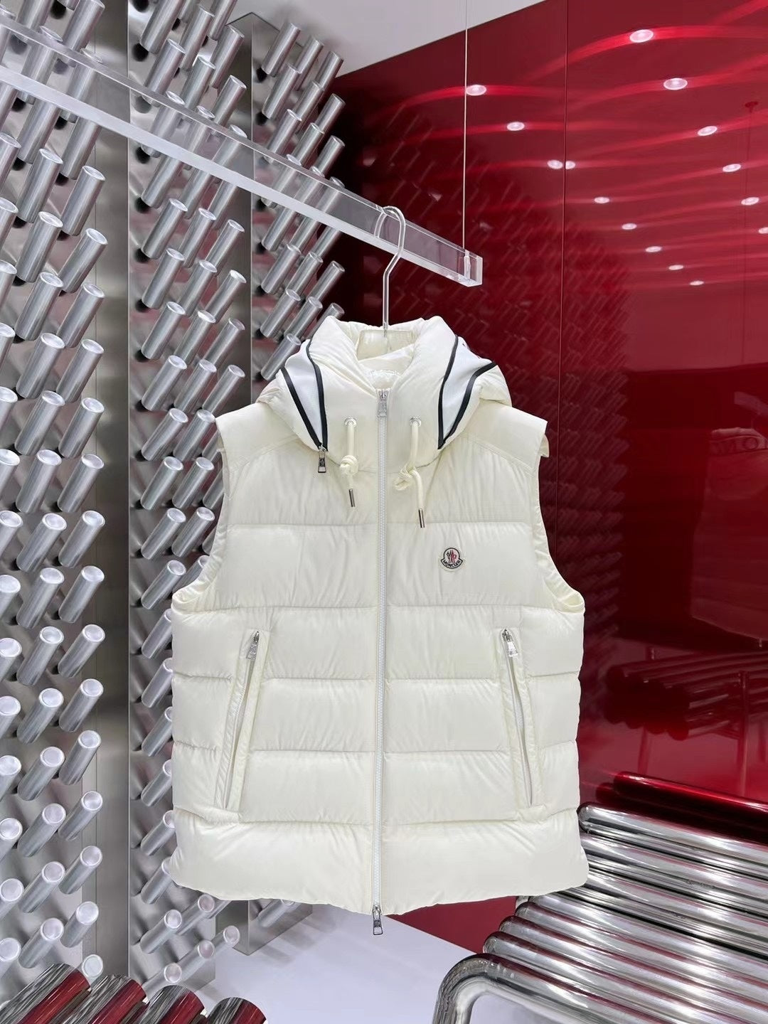 Moncler Ivory White Logo-Trim Hooded Puffer Vest