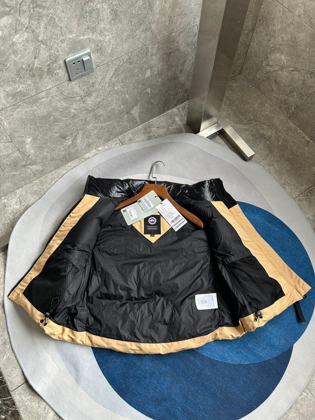 Canada Goose Sand Beige Black-Badge Puffer Vest