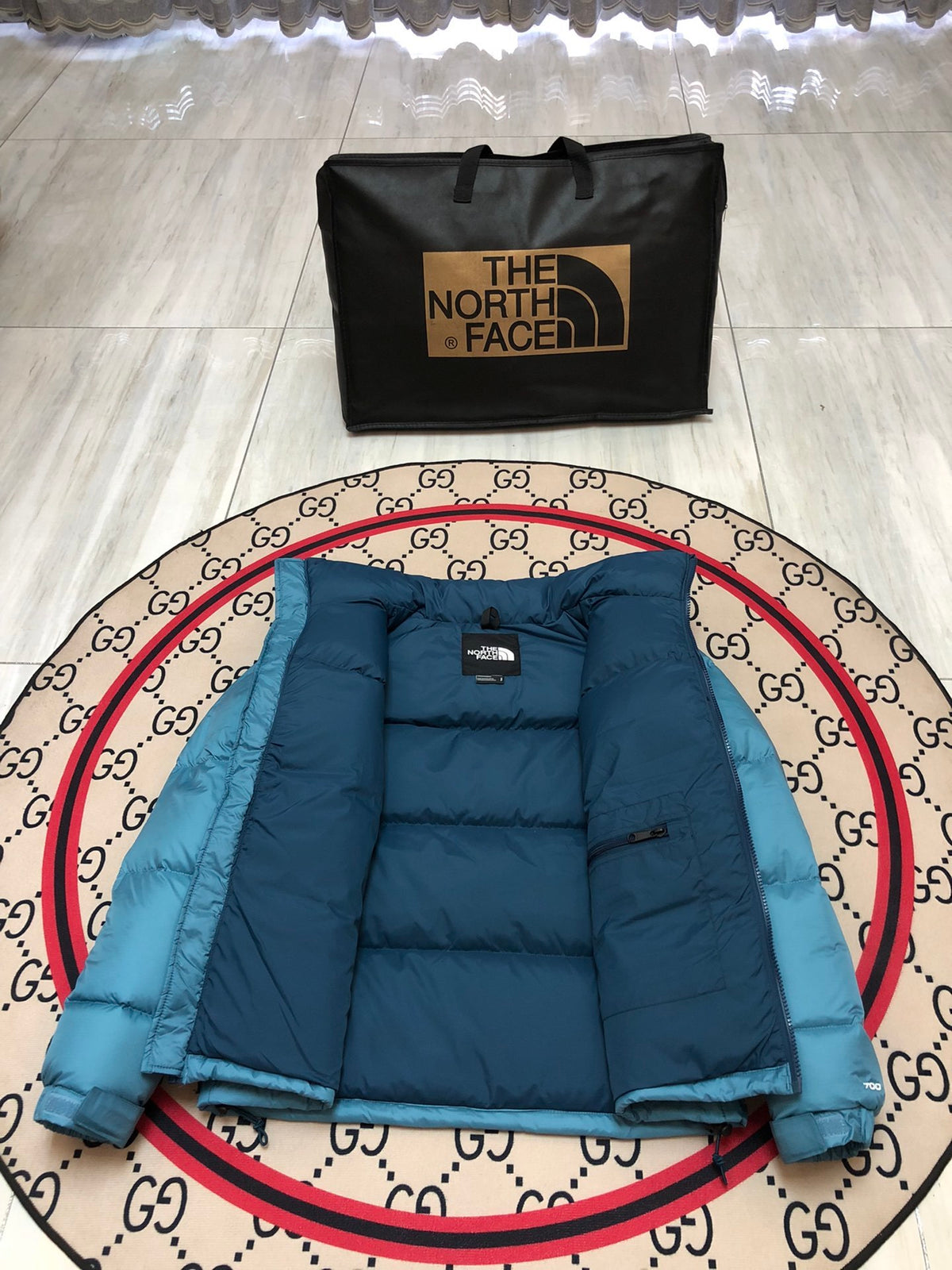 The North Face Teal Blue Color-Block Stand-Collar Puffer Jacket