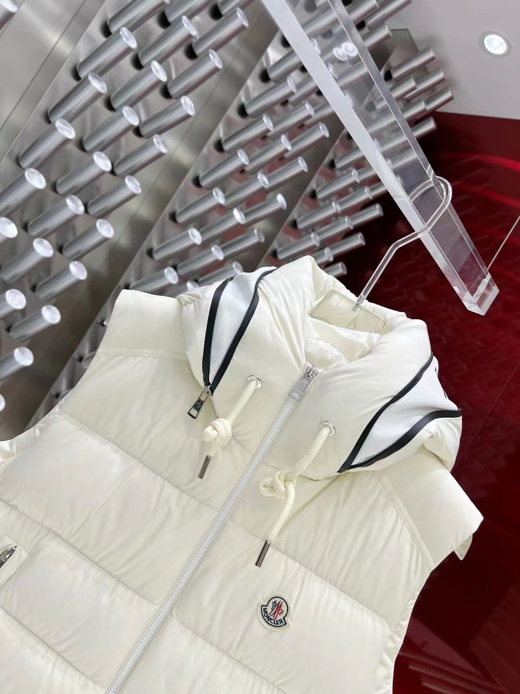 Moncler Ivory White Logo-Trim Hooded Puffer Vest