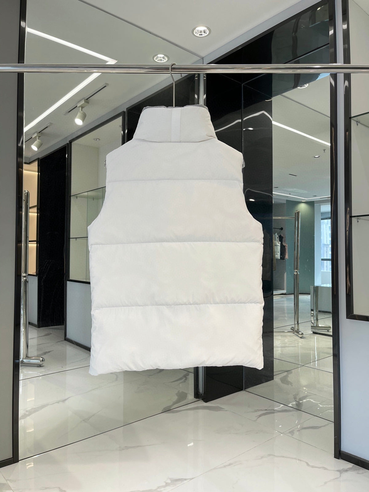 Canada Goose White Tonal-Badge Quilted Puffer Vest
