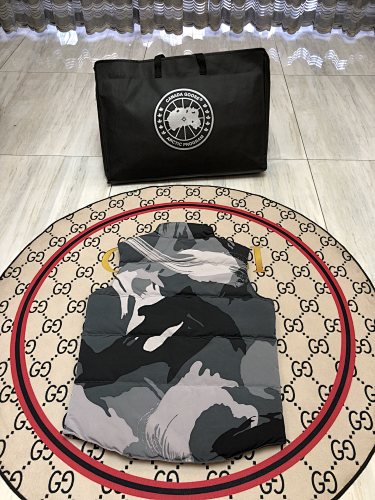 Canada Goose Gray and Black Camo Quilted Puffer Vest