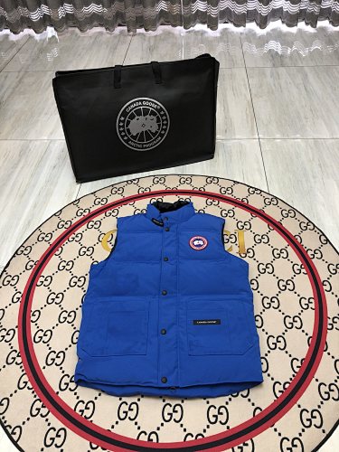 Canada Goose Royal Blue Logo-Badge Quilted Puffer Vest