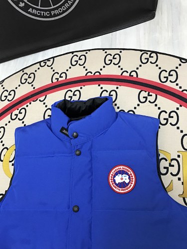 Canada Goose Royal Blue Logo-Badge Quilted Puffer Vest
